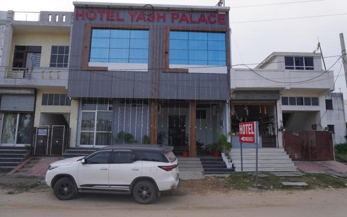 Hotel Yash Palace