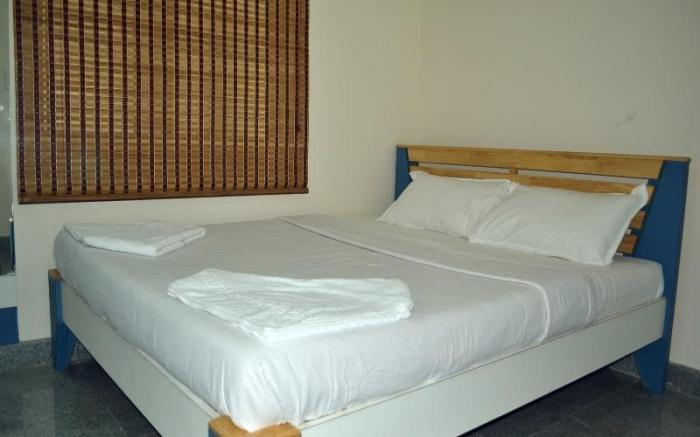 Hotel Metropark - Vadapalani