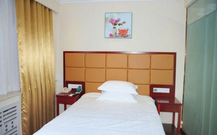 GreenTree Inn Shandong Dezhou Qihe County Party Committee Qilu Street Express Hotel