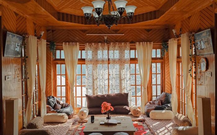 Saanjh by Limitless Stays