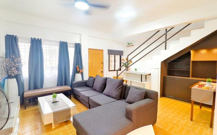 San Miguel Full House 4BR Free Parking near ITPark