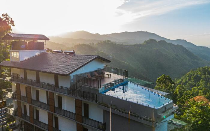 Crystal Springs Luxury Hotel