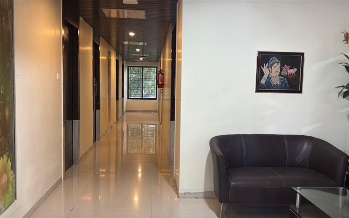 Hotel Lotus Grand Jubilee