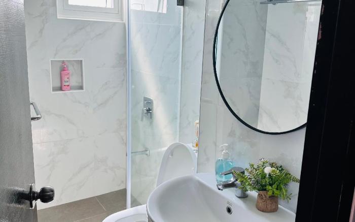 Abreeza Place tower 1 LuxeStay