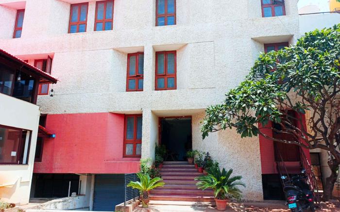 Hotel Alok Lodge