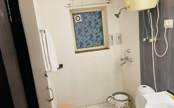 Luxury & Peaceful stay in Omaxe
