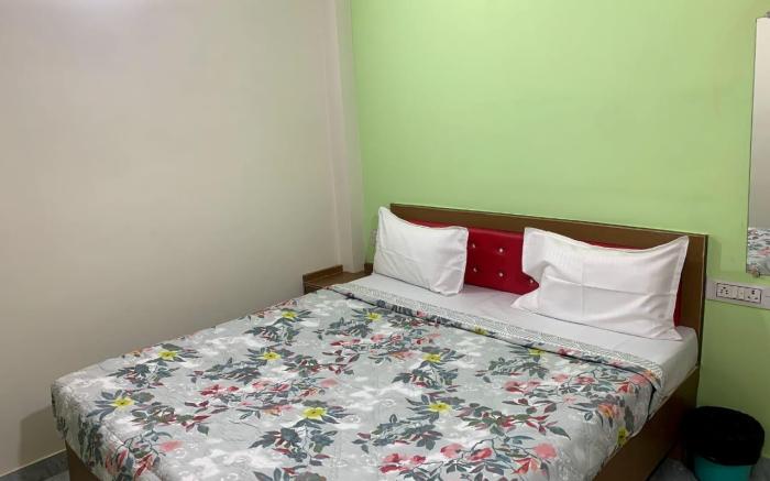 Ganga Villa River View Room