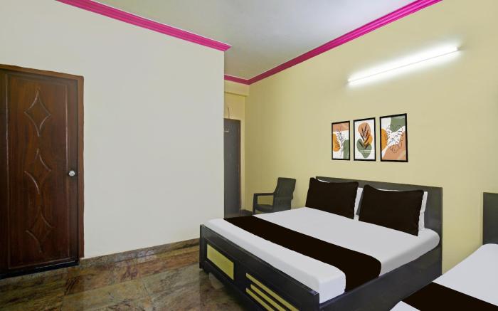 SPOT ON Maa Tara Guest House