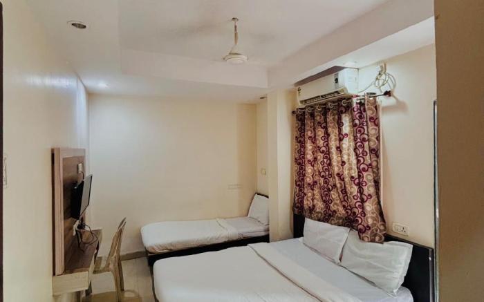 Hotel Sai Dhanlaxmi Shirdi