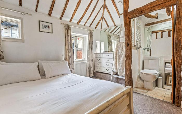 The Snug - From £130 Per Night