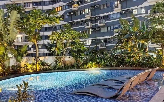 Amenity Floor with City View