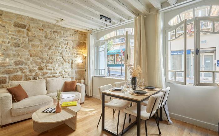 Superb AC Apartement Notre Dame de Paris