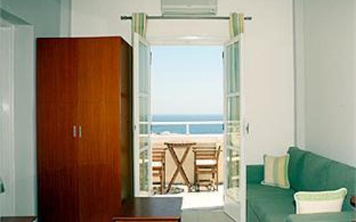 Argo Hotel
