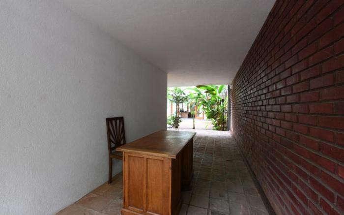 Flower Road Villa