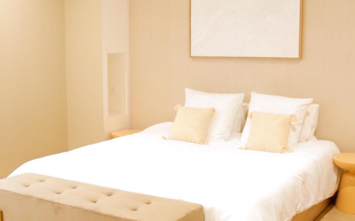 AMMG Tour Marina – Suites Signature | Vue Mer Panoramique, Jacuzzi & Design