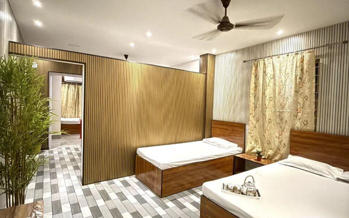 Tulip Inn -3BHK(G) AC Near Kamakhya