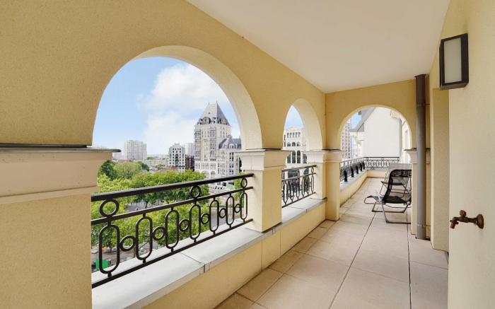 Superb 3BR with Terraces – Puteaux La Défense