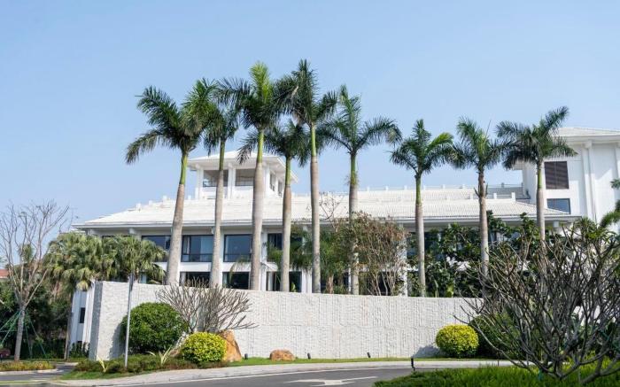 Haikou West Coast Hotel