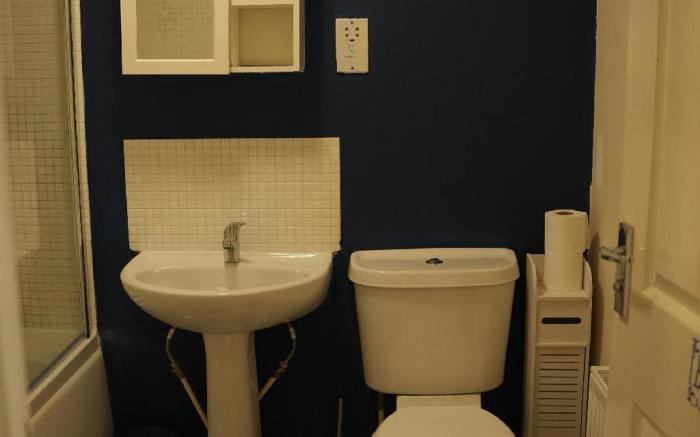 Town Centre spacious 4 bed town house