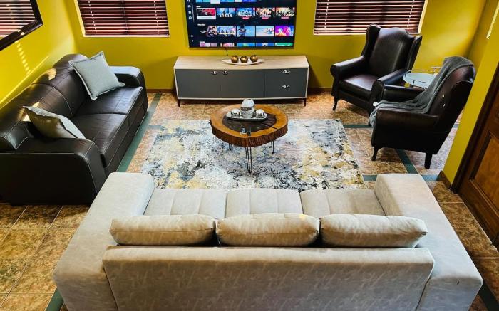 Melville Penthouse With Stunning Views