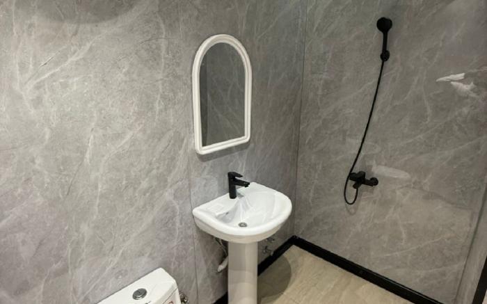 استديو مودرن قريب من البحر