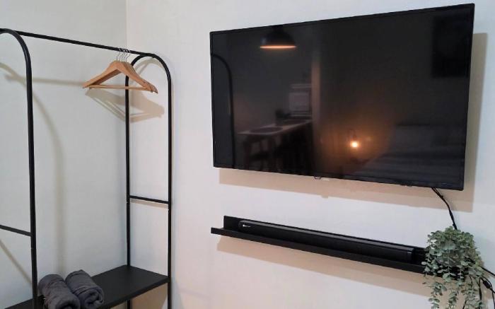 Pioneerwoodlands Mandaluyong Studio Unit