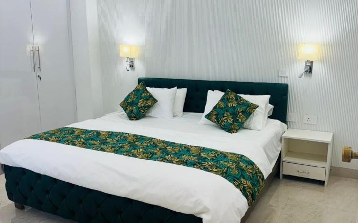 Townmanor Studio, Knowledge Park 3, Greater Noida