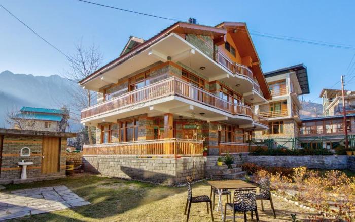 Aaranya Valley View: -6BR |Manali by Homeyhuts