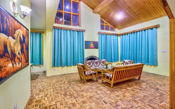 Aaranya Valley View| 4BR |Manali by Homeyhuts
