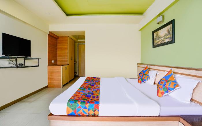 FabHotel Guru Heritage