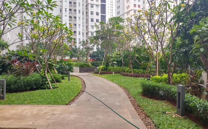 2BR Green Bay Pluit near Baywalk Mall By Travelio