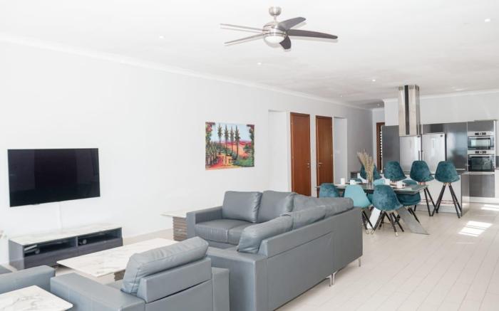 Relax Serviced Apartments 4bedroom Town House