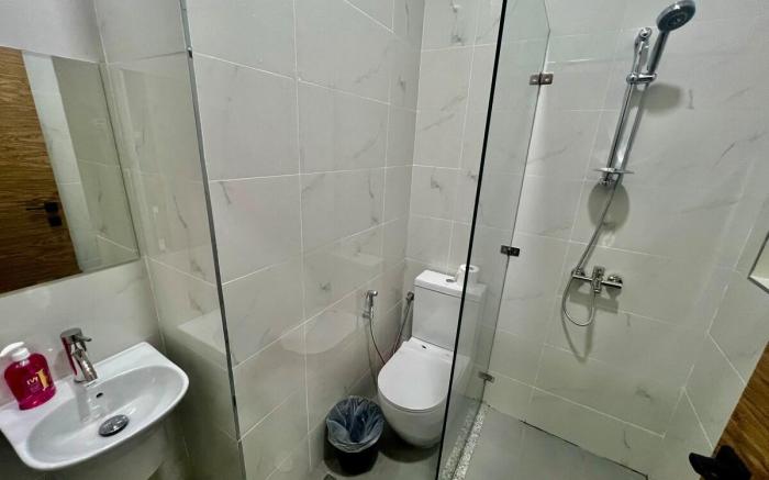 Karama. Newly furnished unit
