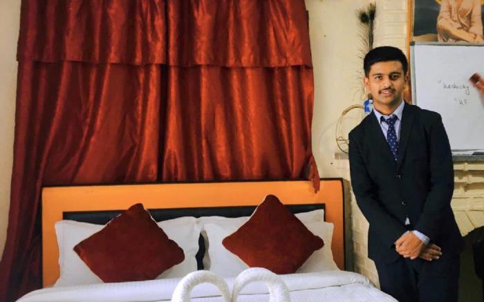 Aayush home stay