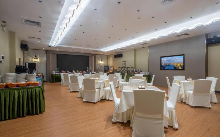 Landmark International Hotel