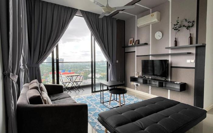 D’Pristine 3 bedroom residence next to legoland