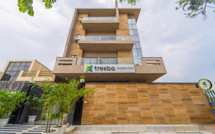 Treebo Raahgir Suites