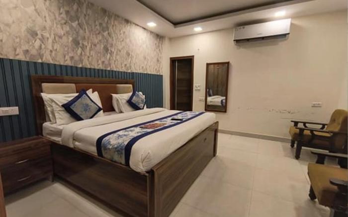 Hotel Angel Pink Residency