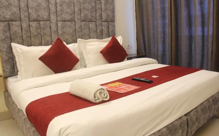 Hotel Kaushambi Grand Near Kaushambi Metro Station
