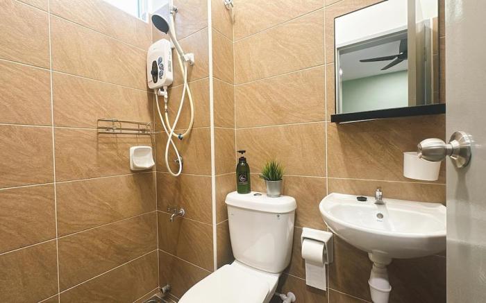 A30 Townhouse Homestay In Bandar Dato Onn 2B