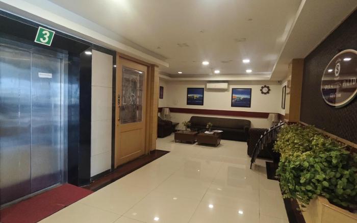Span Suites by Stayz Royale - Electronic City