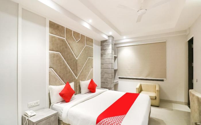 Hotel O Lax