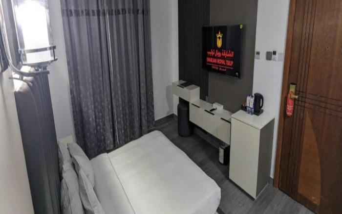  Royal Tulip Dancenter Suites Sharjah