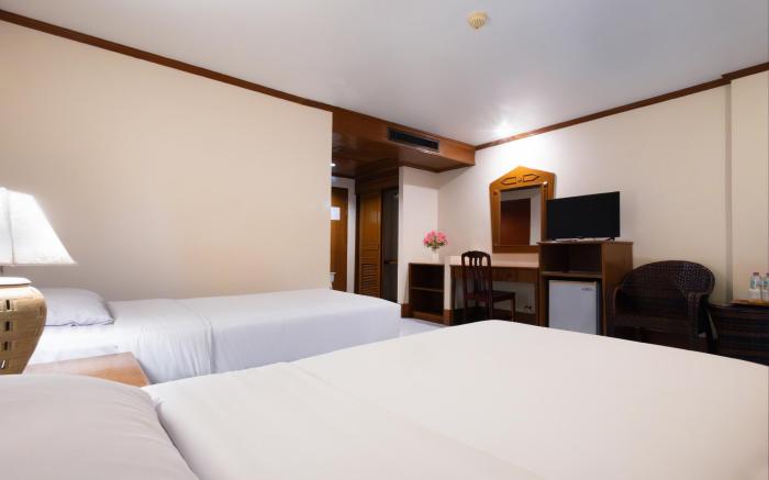 Kata Sun Beach Hotel