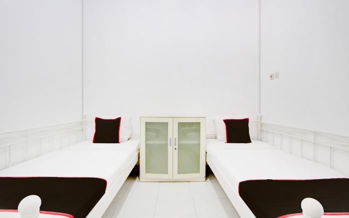 OYO 94650 Guest House Sakinah