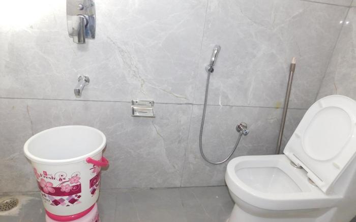 Maa Ganga Homes| Room No 303(No unmarried couples)