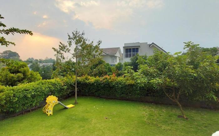 Villa Swandara Rancamaya With Netflix, & Backyard