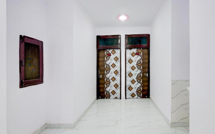 Hotel The Arrow Near Paschim Vihar