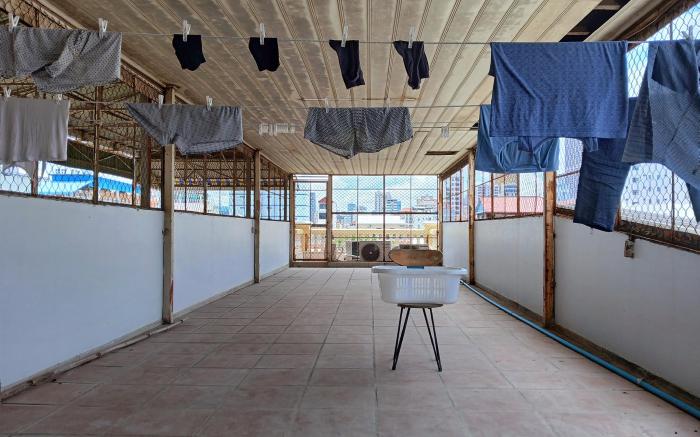 New, Clean & Top Location I Sheem Stay