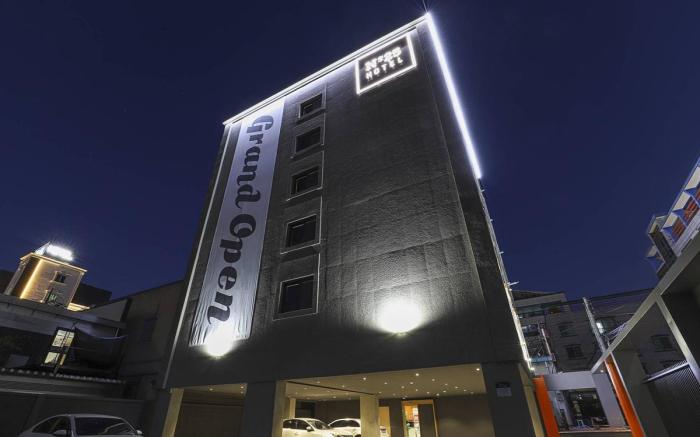 Number 25 Hotel Namgumi Branch